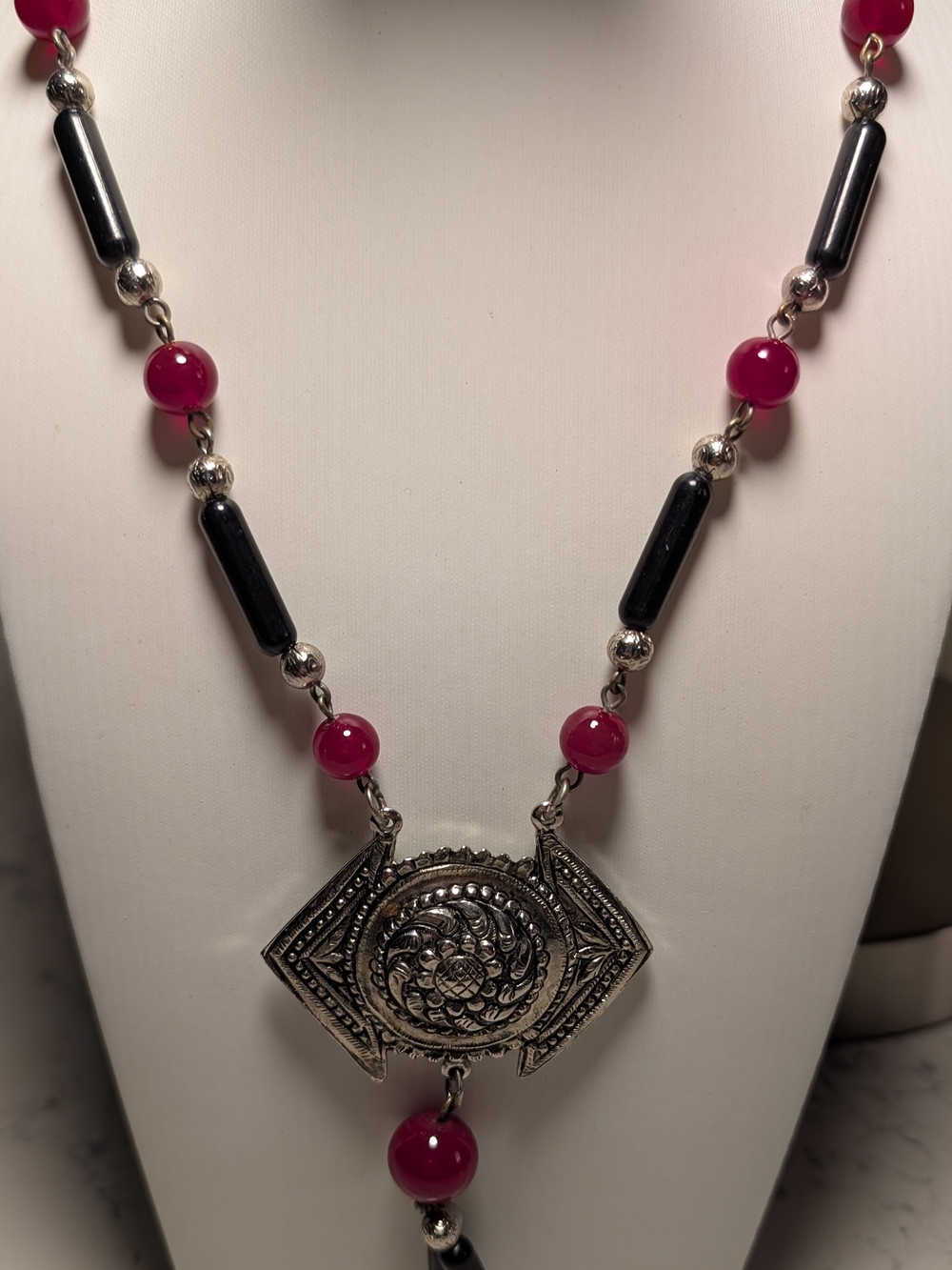 Vintage Accessocraft NYC Tribal Silver-tone Statement Necklace with Red Beads